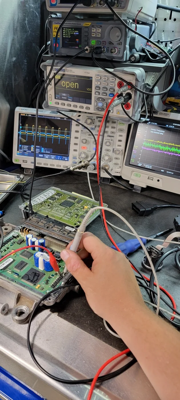 ECU testing at the CLG Performance electronics workbench